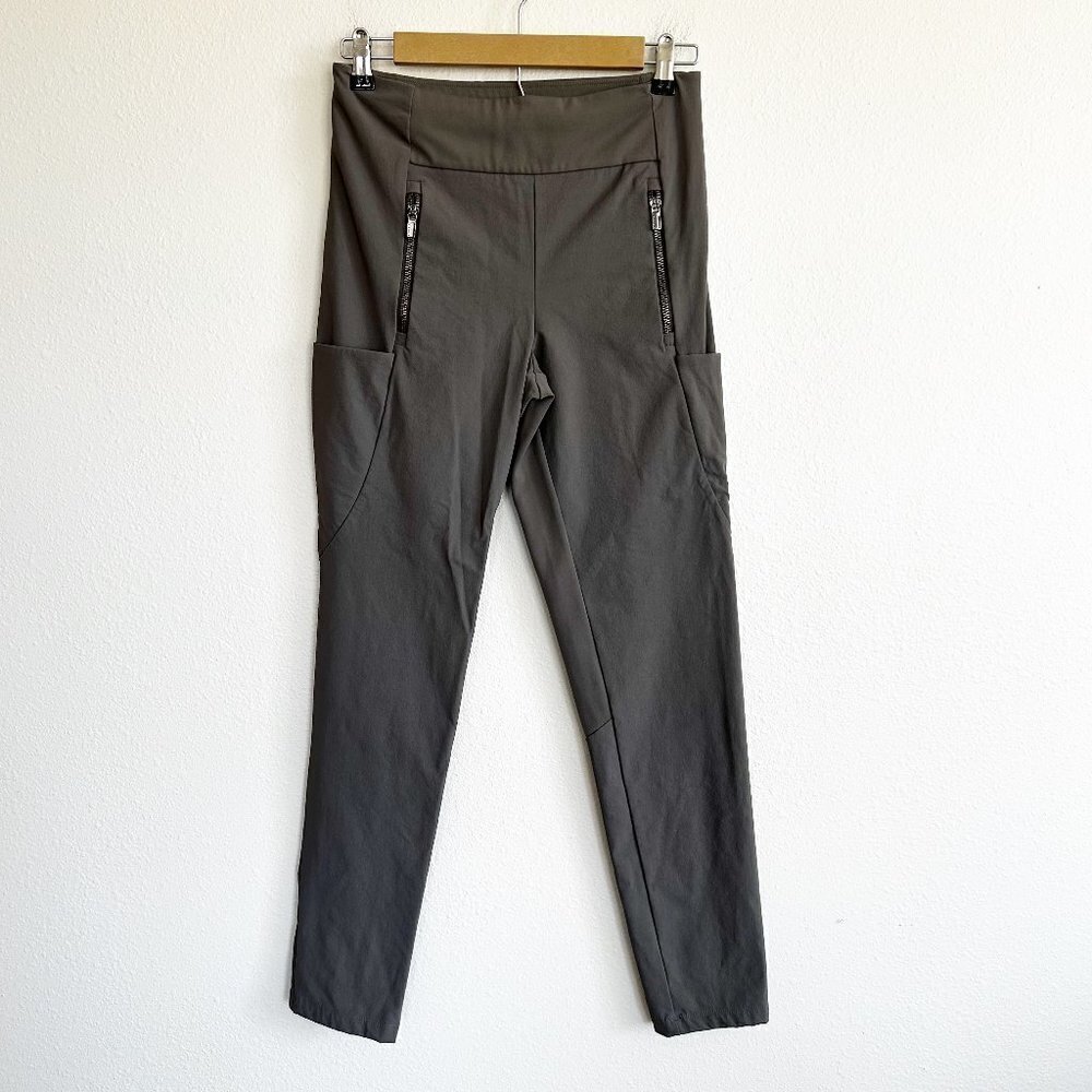 Athleta Headlands Hybrid Cargo High Rise Nylon Hiking Pants